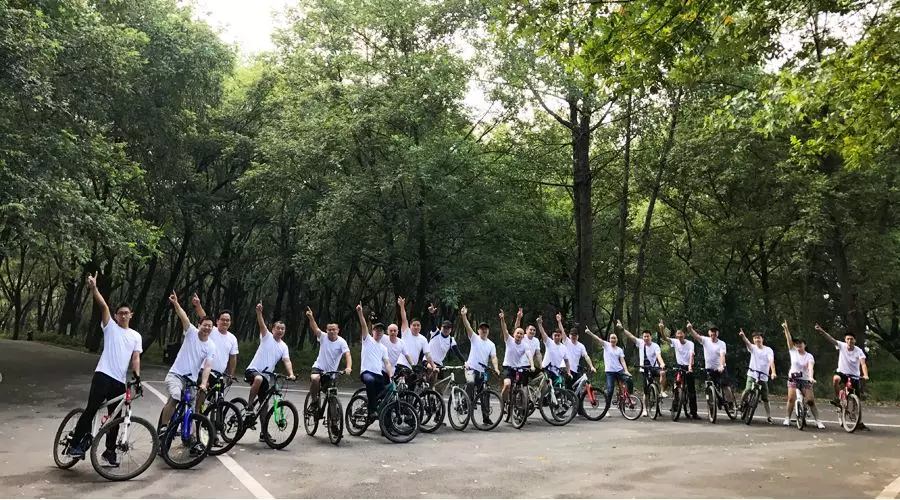 話“破繭”之勢，商“創(chuàng)新”之路 — 祝賀西尼機電2018年半年度營銷會議圓滿舉行