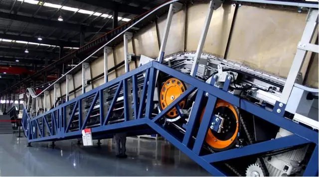 丹麥-哥本哈根公共交通型鈦金斜扶手自動(dòng)扶梯